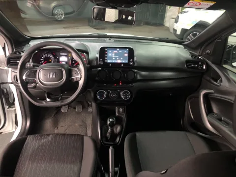 Fiat Argo 2026 branca à venda na Pipo Veículos em Avaré-SP — foto 10