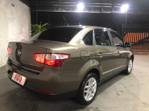 Fiat Grand Siena 2014 cinza à venda na Pipo Veículos em Avaré-SP — foto 4