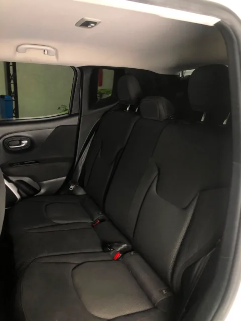 Jeep RENEGADE 2019 branco à venda na Pipo Veículos em Avaré-SP — foto 8