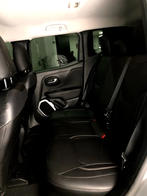 Jeep RENEGADE 2020 prata à venda na Pipo Veículos em Avaré-SP — foto 8