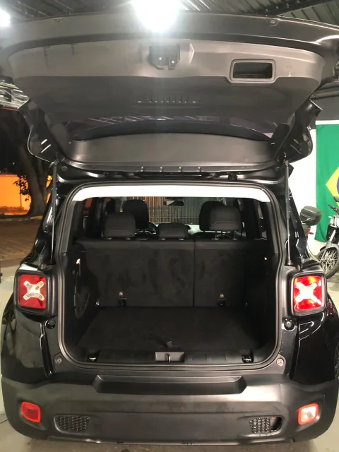 Jeep RENEGADE 2021 preto à venda na Pipo Veículos em Avaré-SP — foto 7
