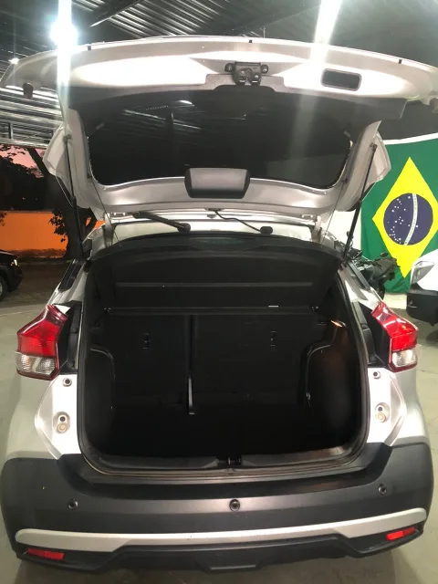Nissan kicks 2020 prata à venda na Pipo Veículos em Avaré-SP — foto 7