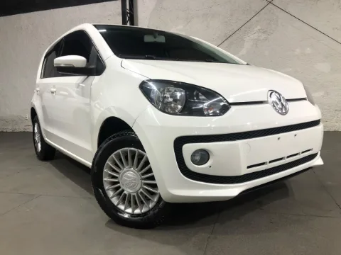 Volkswagen UP 2016 branca à venda na Pipo Veículos em Avaré-SP — foto 1