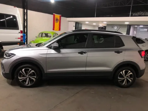 Volkswagen T CROSS 2025 prata à venda na Pipo Veículos em Avaré-SP — foto 3