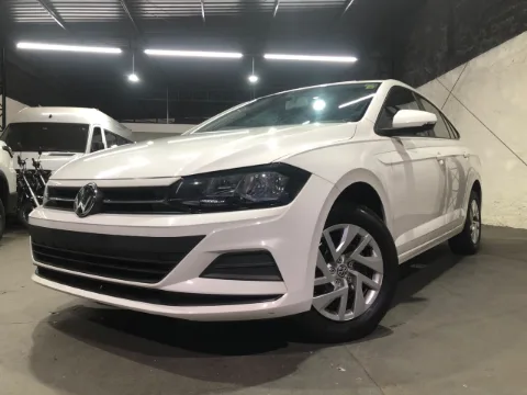 Volkswagen Virtus 2021 branco à venda na Pipo Veículos em Avaré-SP — foto 2